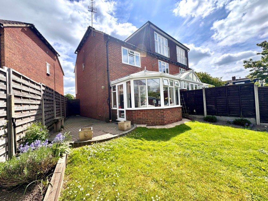 Walnut Avenue, Baldock, Hertfordshire