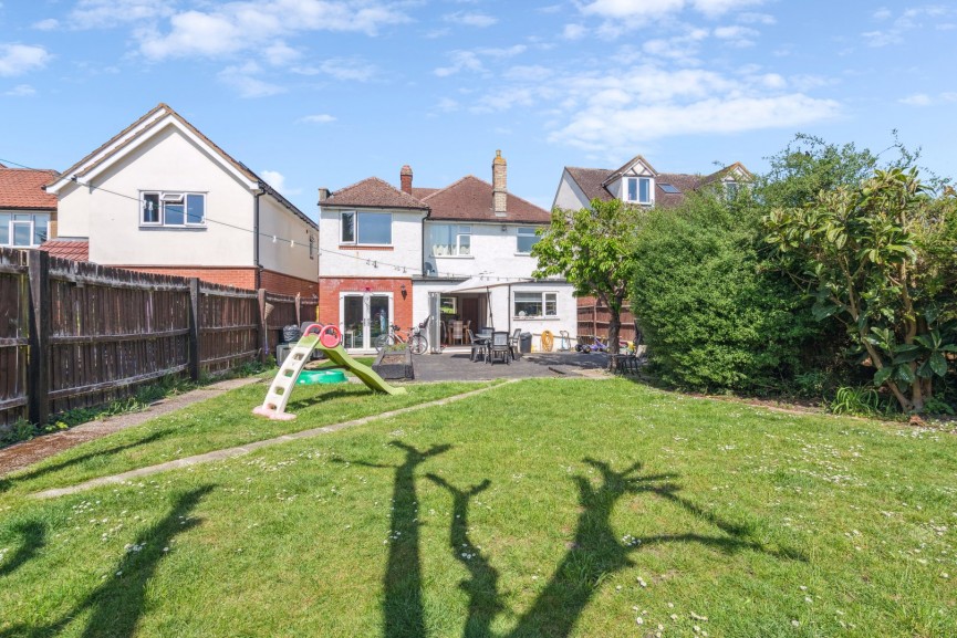Stotfold Road, Church End, Arlesey, Bedfordshire