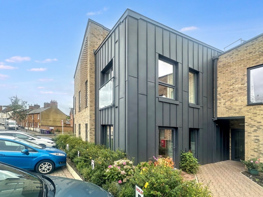 2 bedroom Flat for Sale Baldock