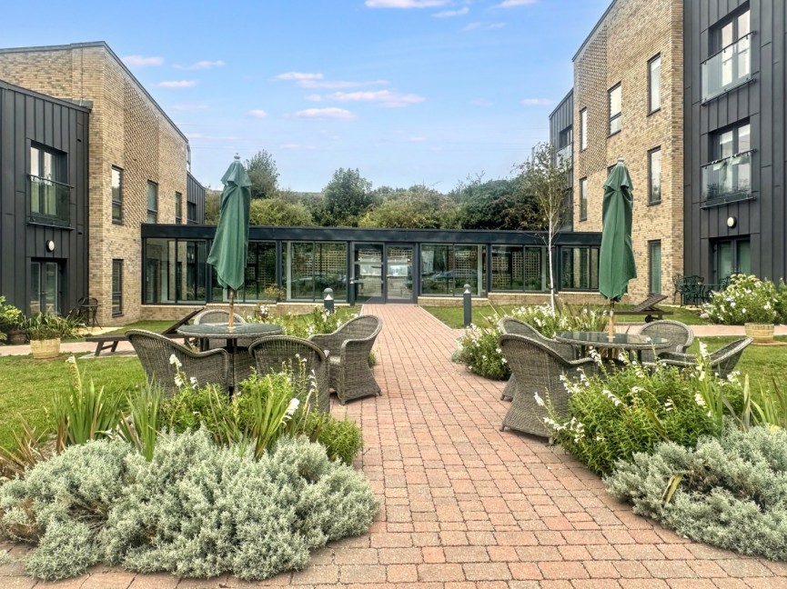 2 bedroom Flat for Sale Baldock