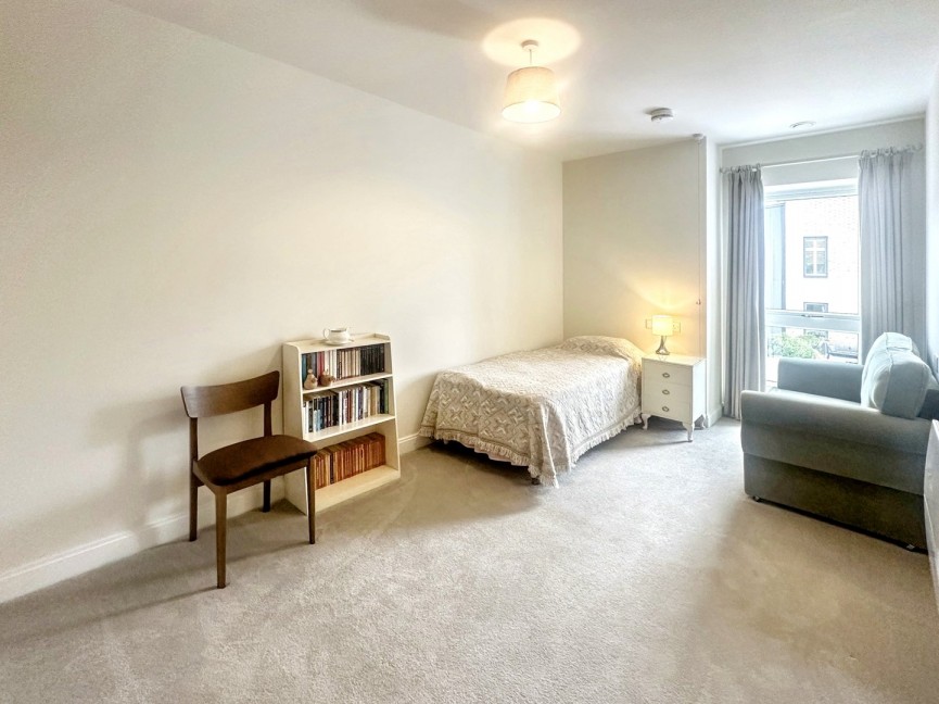 2 bedroom Flat for Sale Baldock