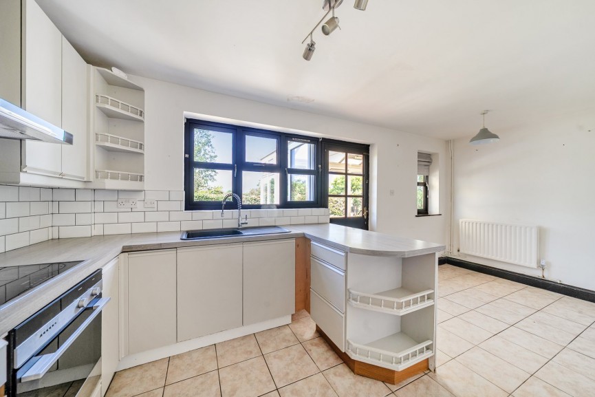 Elizabeth Court, Henlow, Bedfordshire