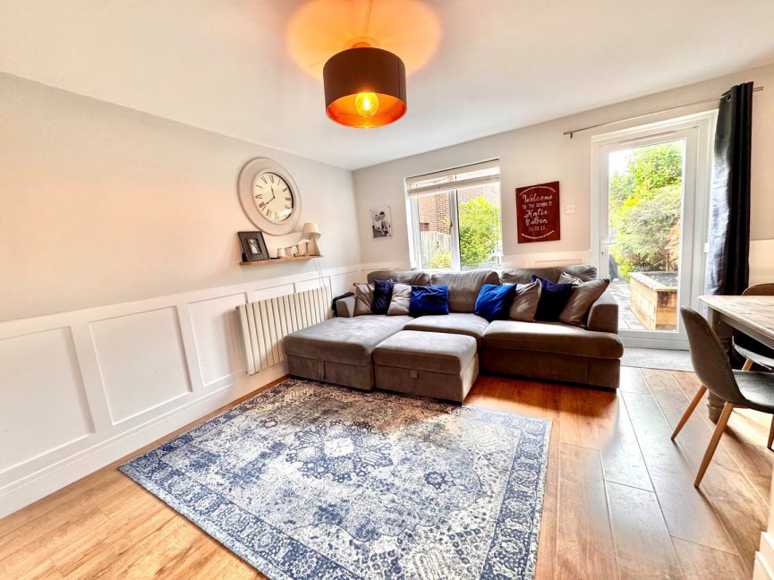 2 bedroom House for Sale Page Close, Baldock, Hertfordshire