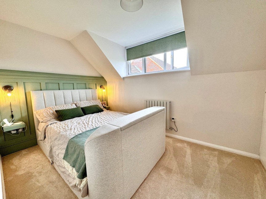 2 bedroom House for Sale Page Close, Baldock, Hertfordshire