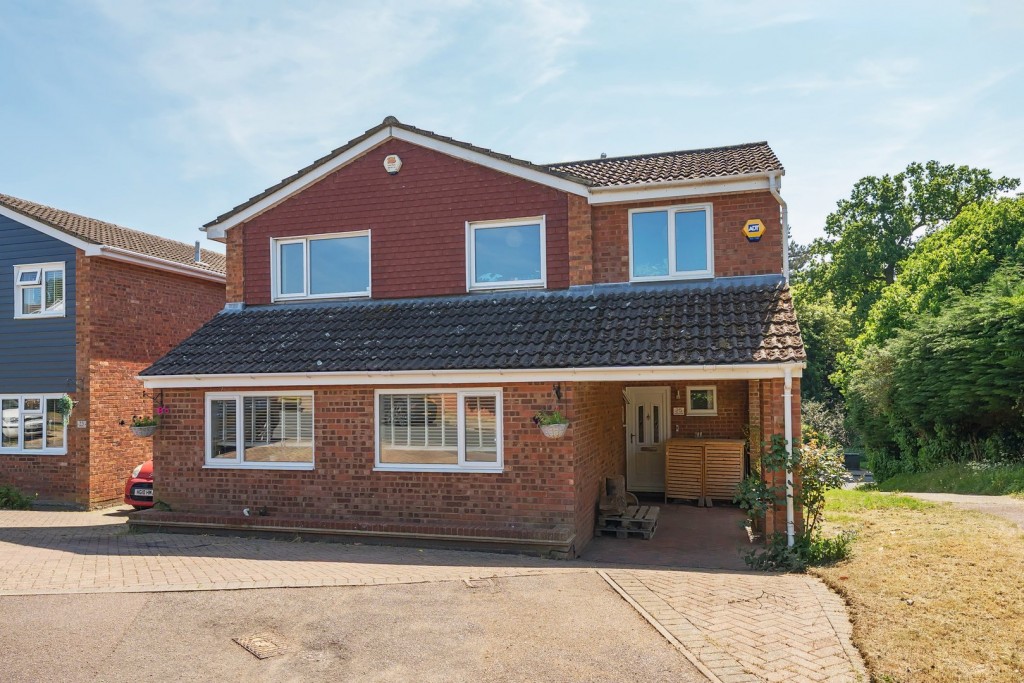 Kingfisher Road, Flitwick, Bedfordshire