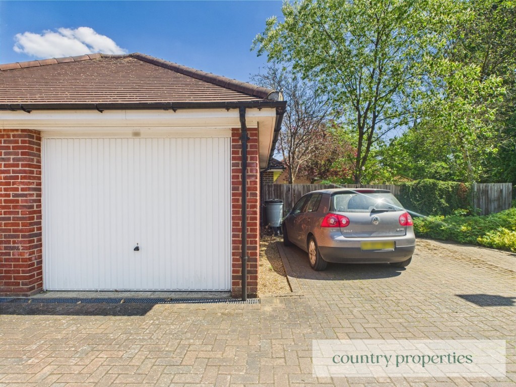 Parkway, Welwyn Garden City, Hertfordshire