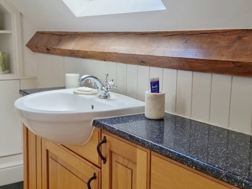 Great Bramingham Lane, Luton, Bedfordshire