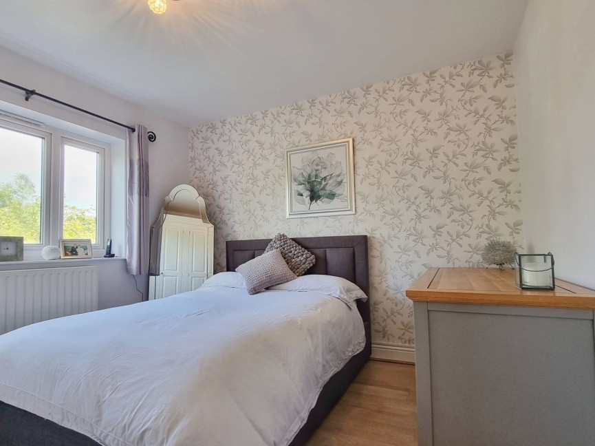 Great Bramingham Lane, Luton, Bedfordshire