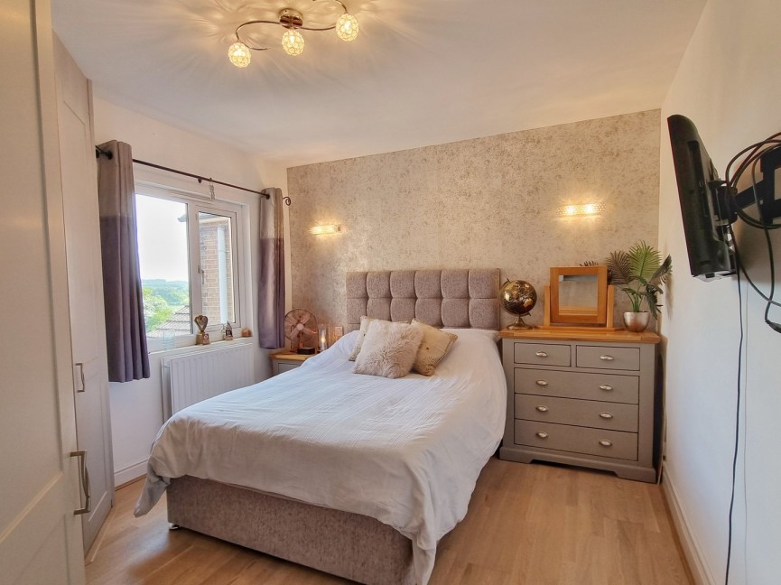 Great Bramingham Lane, Luton, Bedfordshire