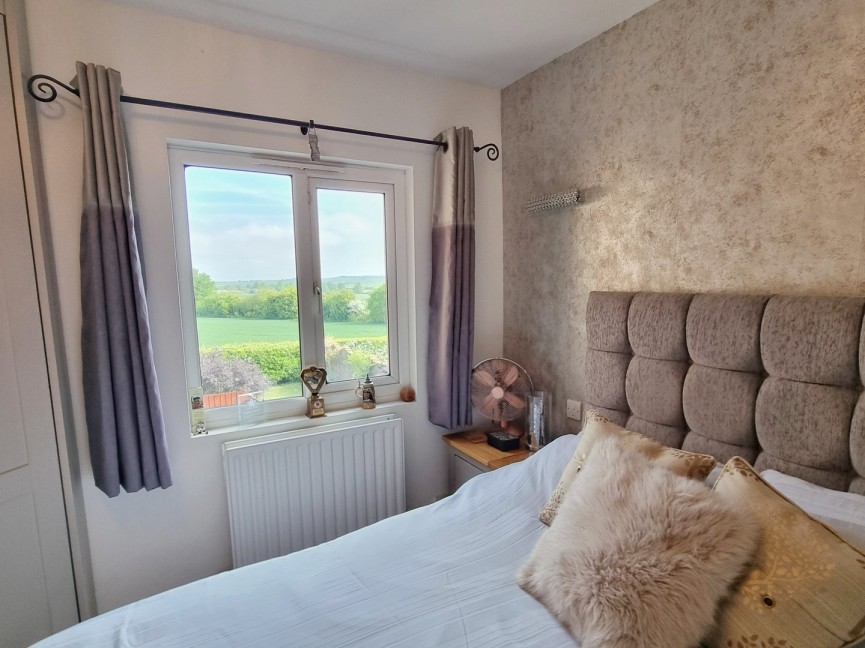 Great Bramingham Lane, Luton, Bedfordshire