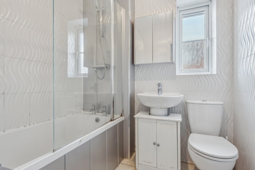 3 bedroom House for Sale Daisy Lane, Stotfold, Bedfordshire