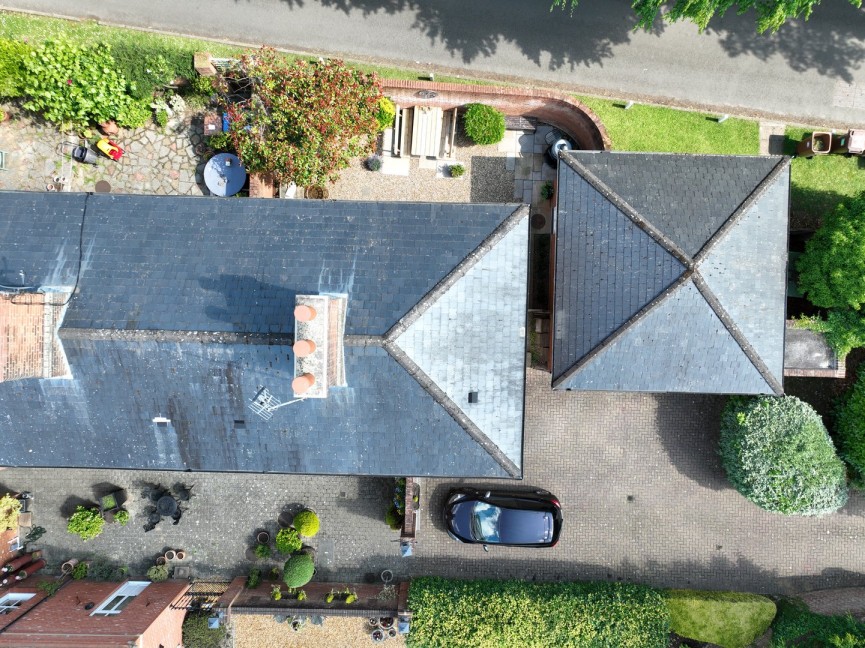 2 bedroom House for Sale Sherrards Mansions, Welwyn Garden City, Hertfordshire