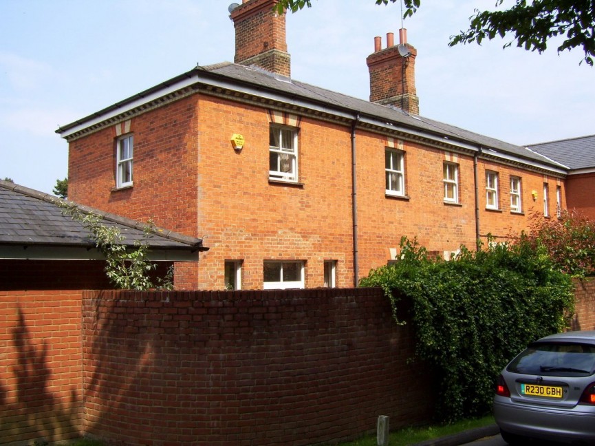 2 bedroom House for Sale Sherrards Mansions, Welwyn Garden City, Hertfordshire