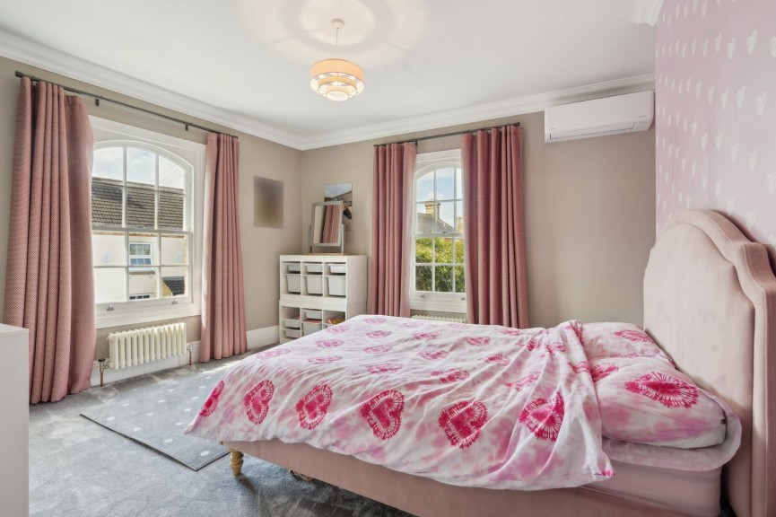 4 bedroom House for Sale The Baulk, Biggleswade, Bedfordshire