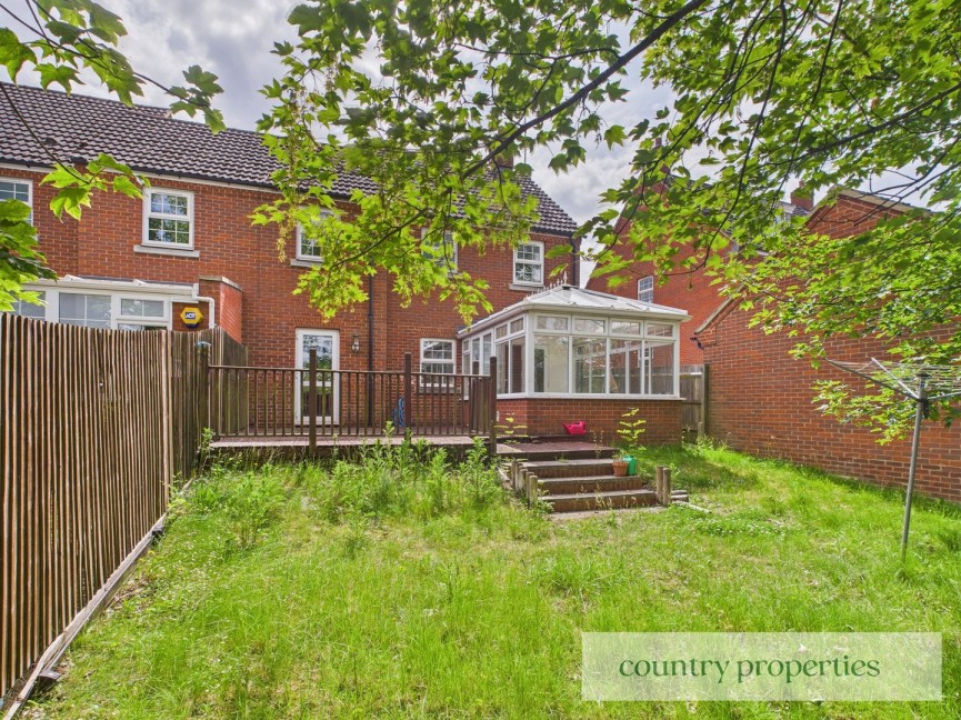 4 bedroom House for Sale Langstone Ley, Welwyn Garden City, Hertfordshire