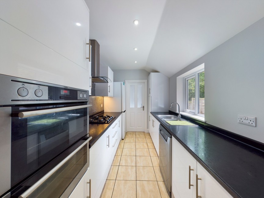 3 bedroom House for Sale Kings Road, Hitchin, Hertfordshire