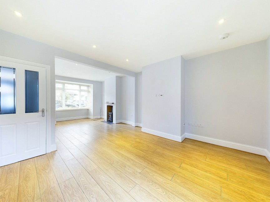 3 bedroom House for Sale Kings Road, Hitchin, Hertfordshire