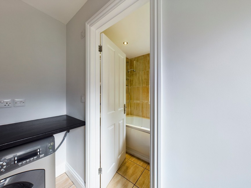 3 bedroom House for Sale Kings Road, Hitchin, Hertfordshire