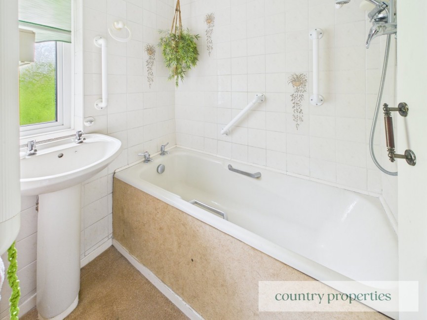 2 bedroom House for Sale Little Thistle, Welwyn Garden City, Hertfordshire