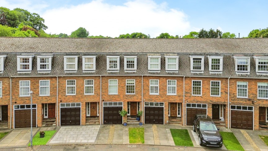 4 bedroom House for Sale Batterdale, Hatfield, Hertfordshire