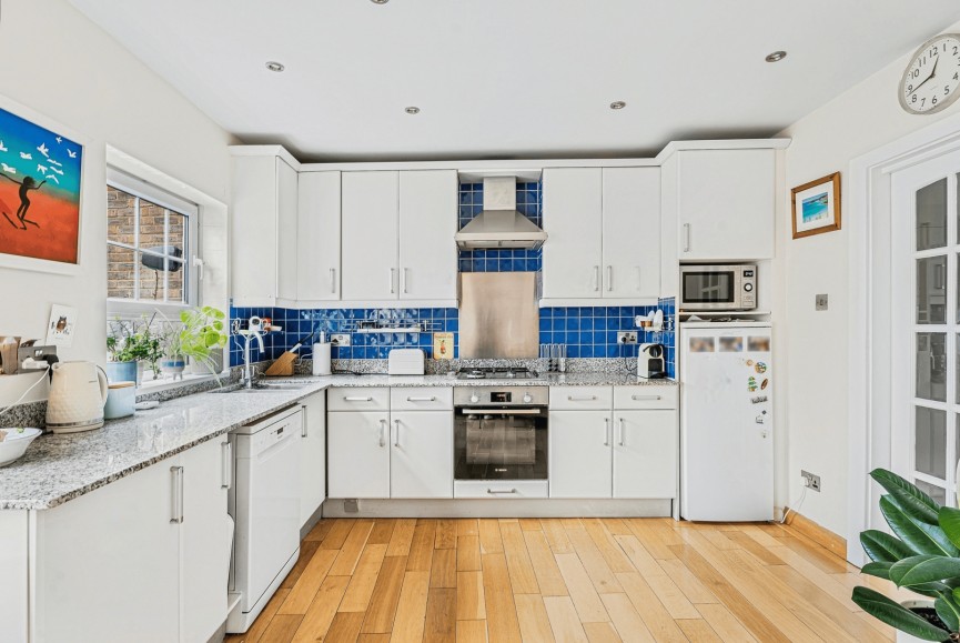 4 bedroom House for Sale Batterdale, Hatfield, Hertfordshire