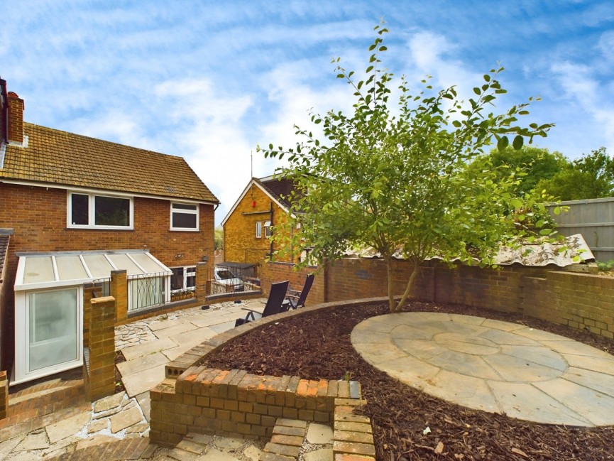 Lindsay Avenue, Hitchin, Hertfordshire