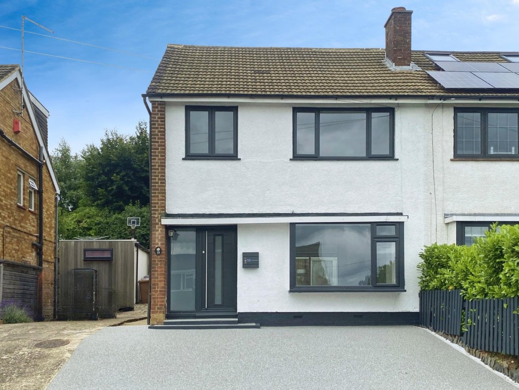 Lindsay Avenue, Hitchin, Hertfordshire