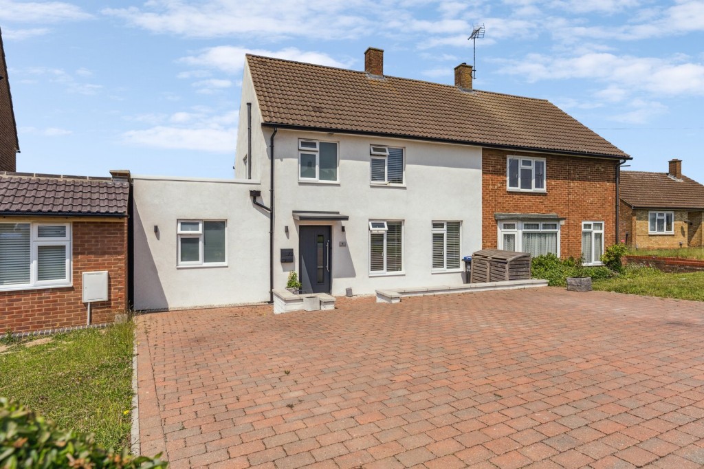 Wilshere Crescent, Hitchin, Hertfordshire