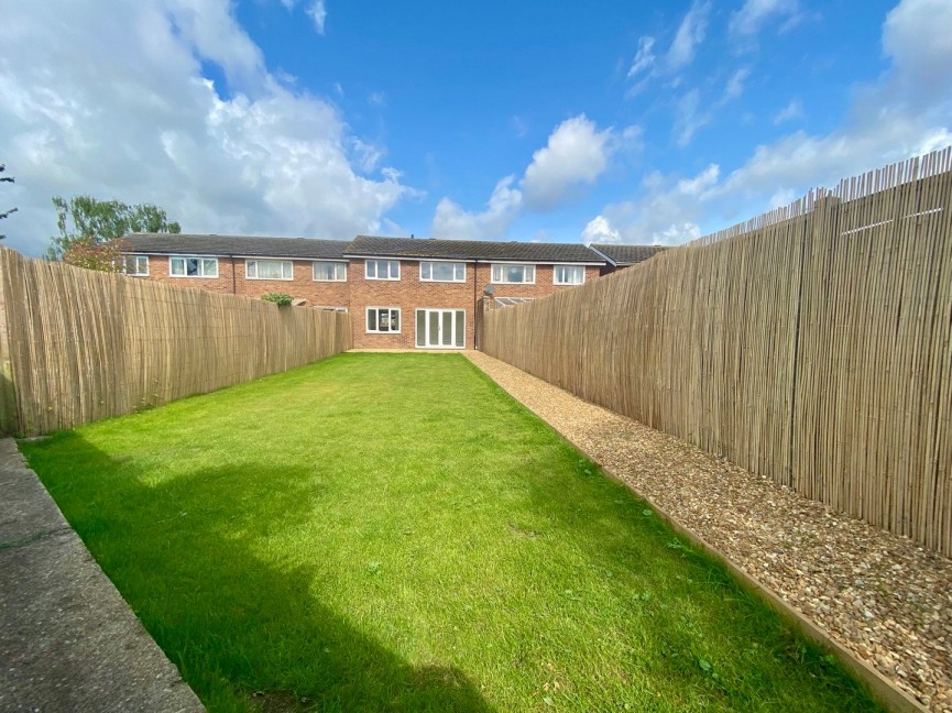 3 bedroom House for Sale Furzenhall Road, Biggleswade, Bedfordshire