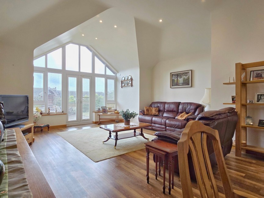 2 bedroom Bungalow for Sale Maulden, Bedfordshire
