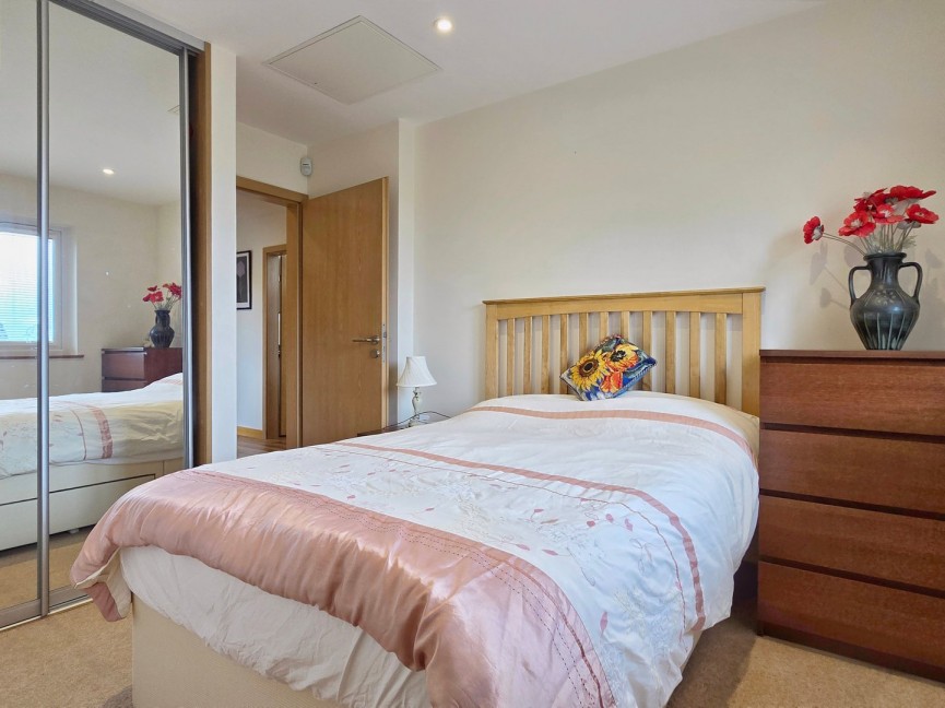 2 bedroom Bungalow for Sale Maulden, Bedfordshire