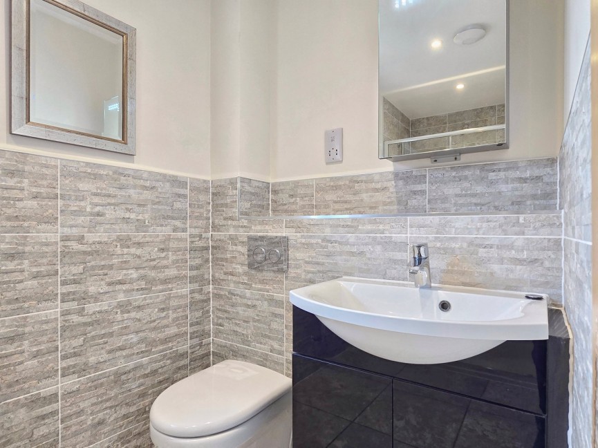 2 bedroom Bungalow for Sale Maulden, Bedfordshire
