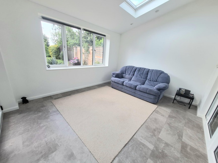 4 bedroom House for Sale Moggerhanger, Bedford