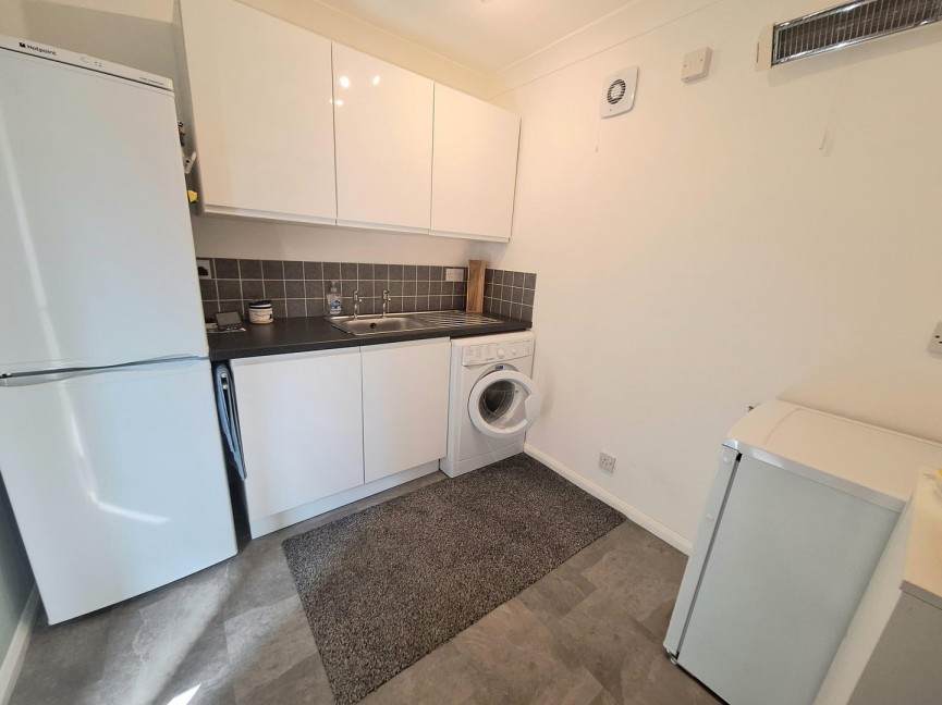 4 bedroom House for Sale Moggerhanger, Bedford