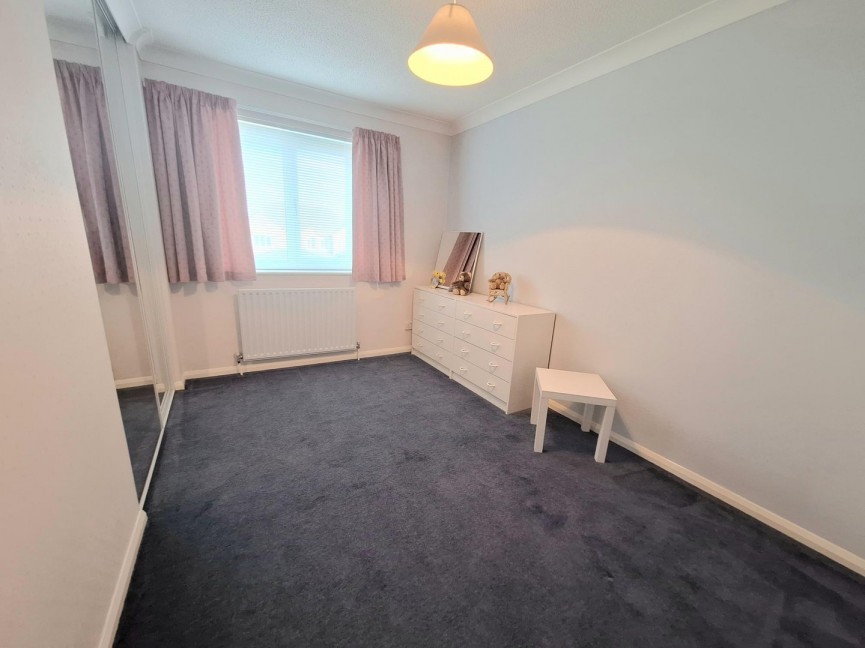 4 bedroom House for Sale Moggerhanger, Bedford