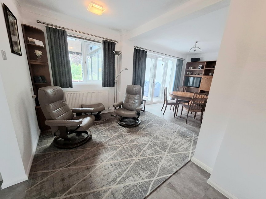4 bedroom House for Sale Moggerhanger, Bedford