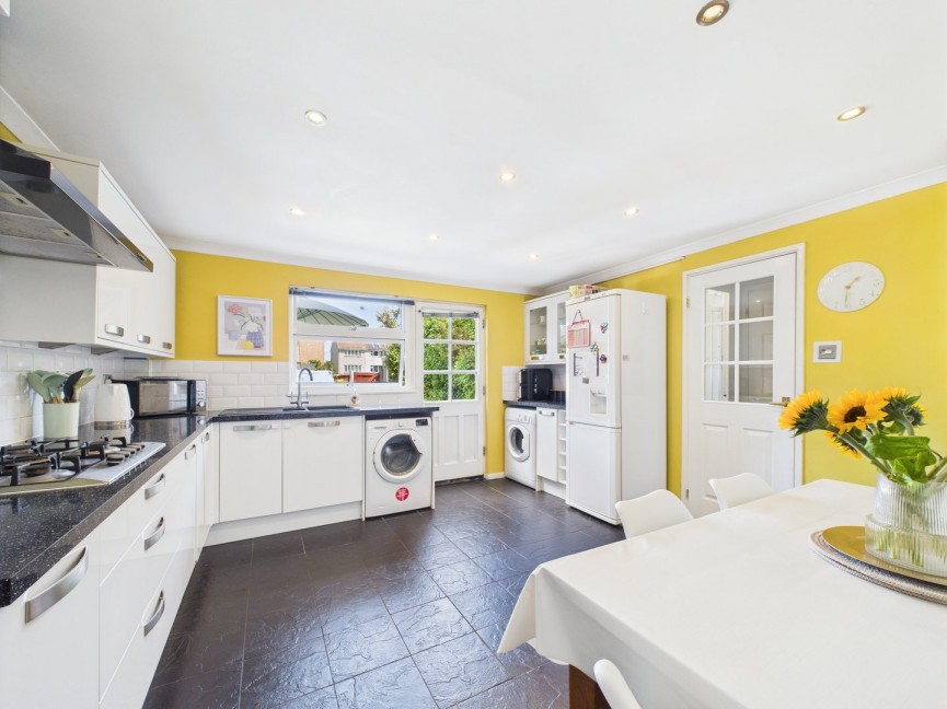 4 bedroom House for Sale Hardy Close, Hitchin, Hertfordshire