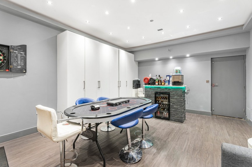 6 bedroom House for Sale North Mymms, Hatfield, Hertfordshire
