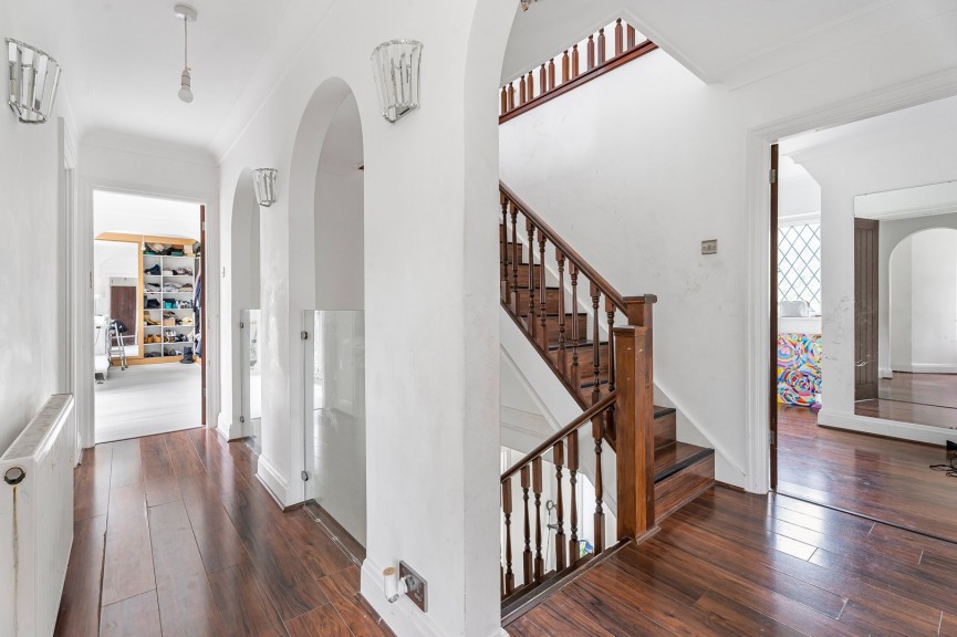 6 bedroom House for Sale North Mymms, Hatfield, Hertfordshire