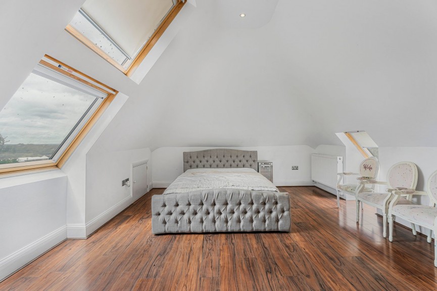 6 bedroom House for Sale North Mymms, Hatfield, Hertfordshire