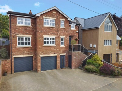 Ampthill, Bedford