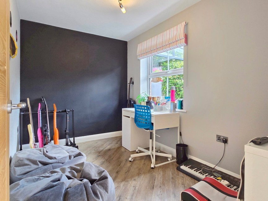 Ampthill, Bedford