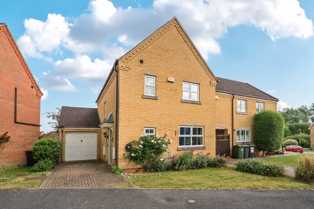 Nightingale Mews, Shefford, Bedfordshire