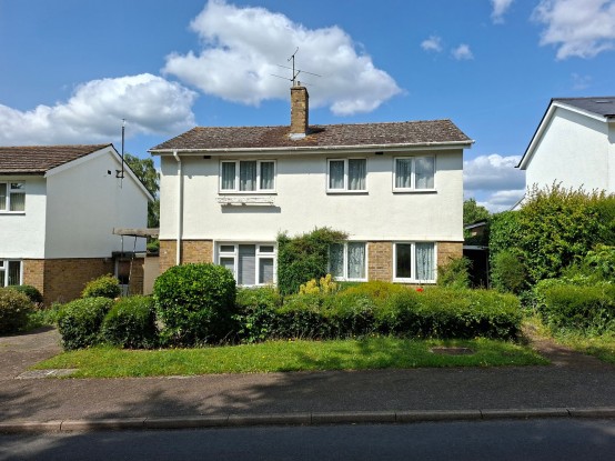 Roe Green Close, Hatfield, Hertfordshire
