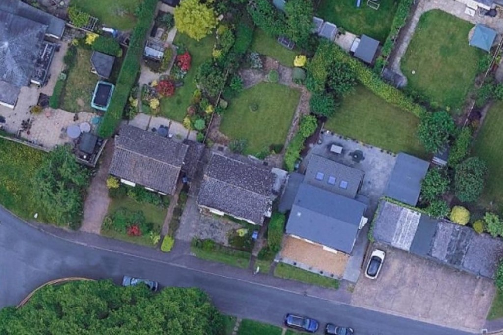 Roe Green Close, Hatfield, Hertfordshire