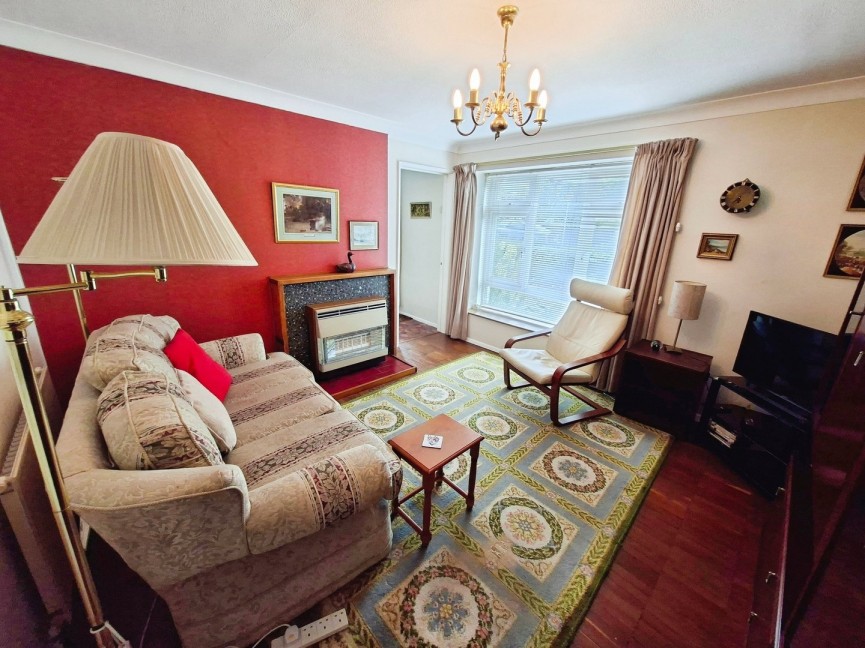 3 bedroom House for Sale Roe Green Close, Hatfield, Hertfordshire
