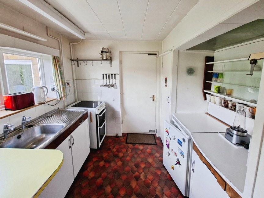 3 bedroom House for Sale Roe Green Close, Hatfield, Hertfordshire