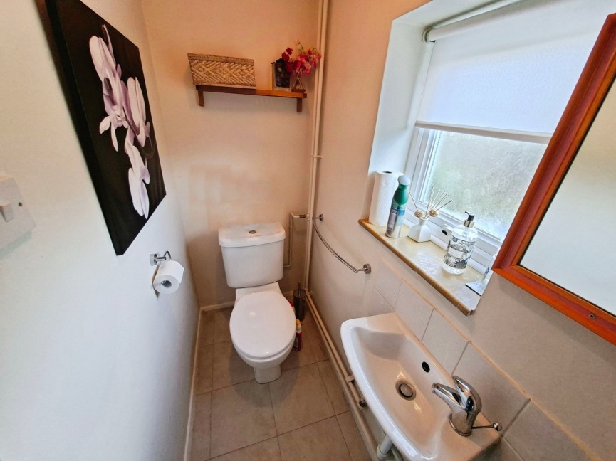 3 bedroom House for Sale Roe Green Close, Hatfield, Hertfordshire