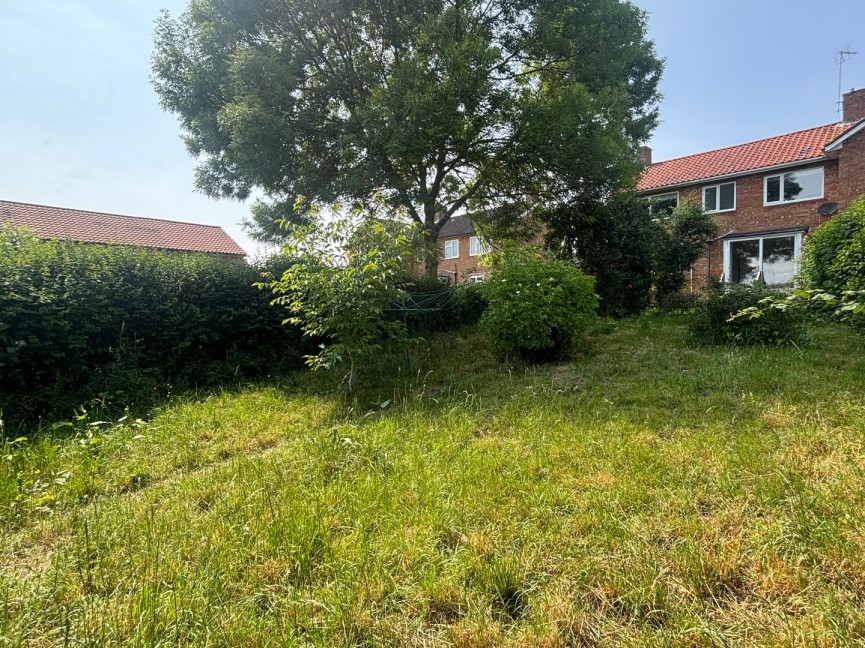 3 bedroom House for Sale Highover Way, Hitchin, Hertfordshire
