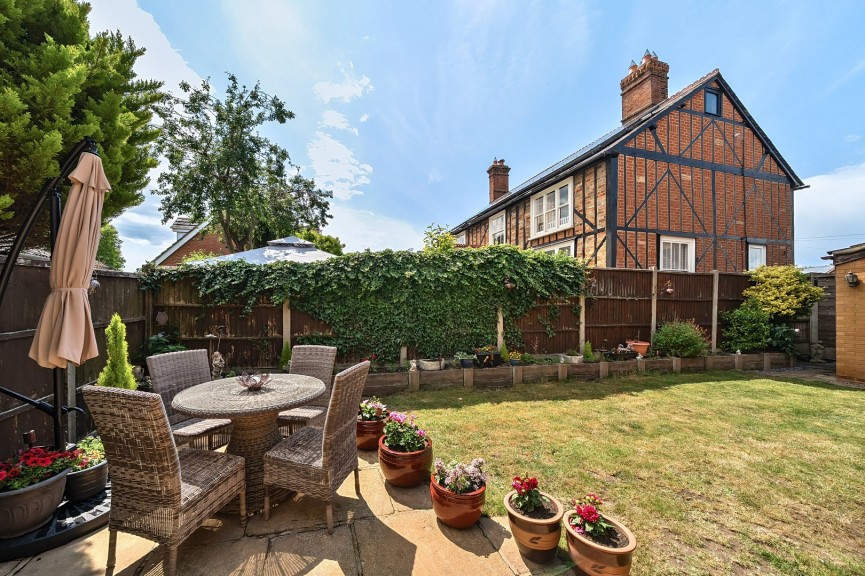 3 bedroom House for Sale Rook Tree Lane, Stotfold, Bedfordshire